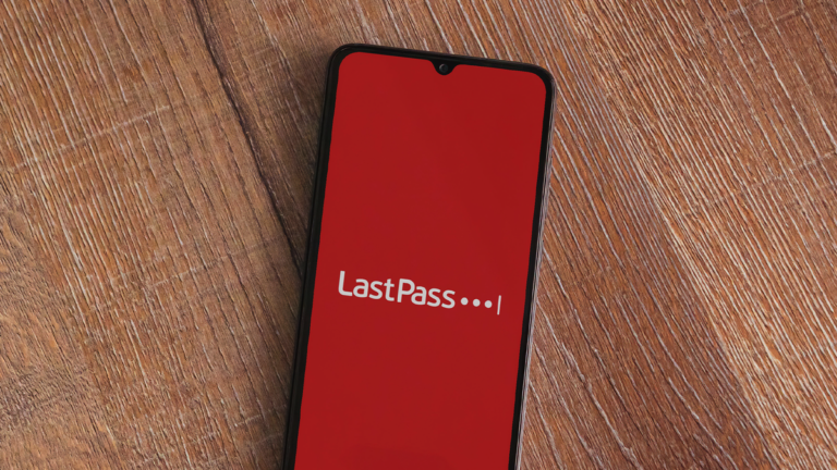 Violação de dados do LastPass mostra por que as atualizações do Plex são importantes – Review Geek