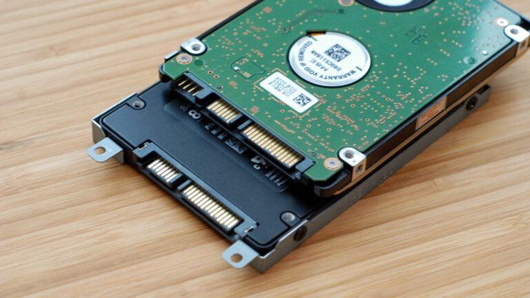 Por que você deve comprar um HDD em vez de um SSD (às vezes) – Review Geek